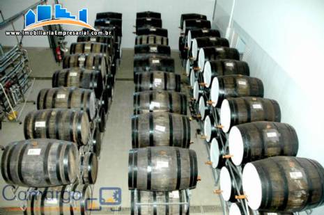 Empresa de pequeno porte para produ��o de cacha�a